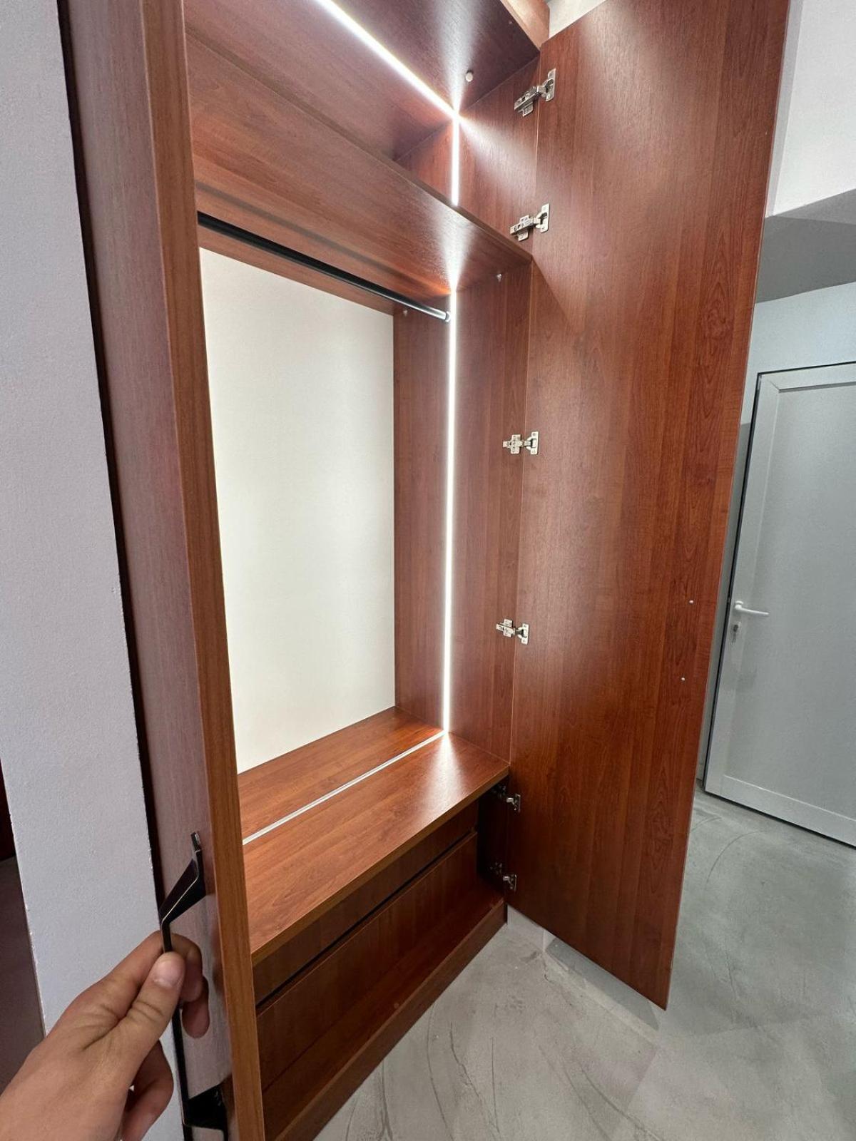 Modern In Historic Center Apartment *